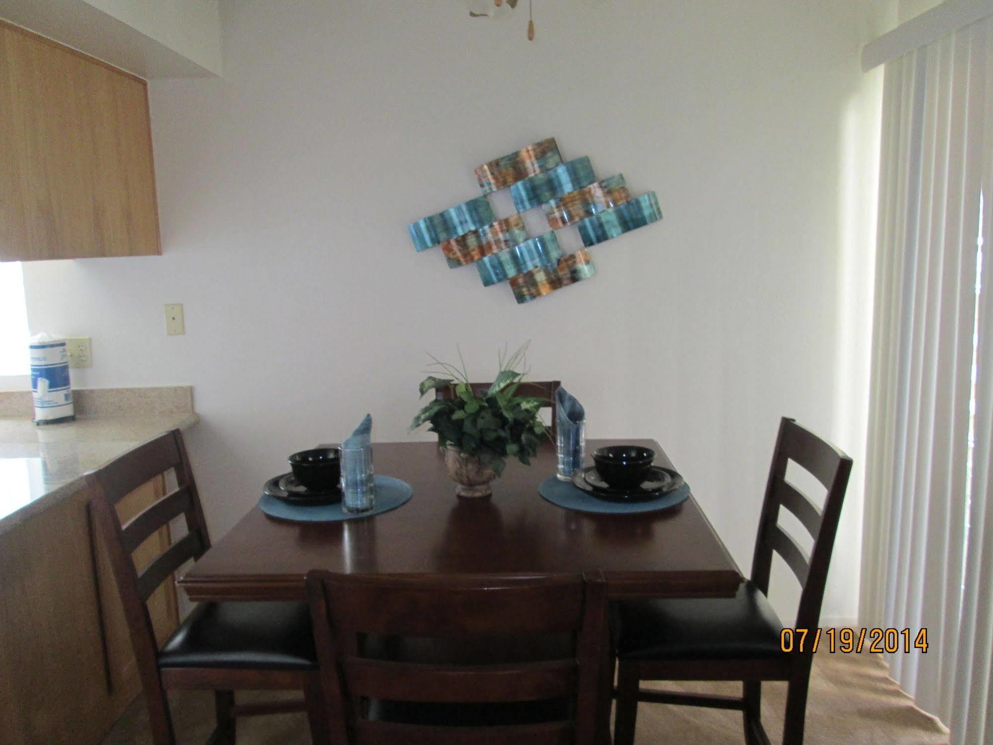 בייקרספילד Whispering Meadows Apartments מראה חיצוני תמונה