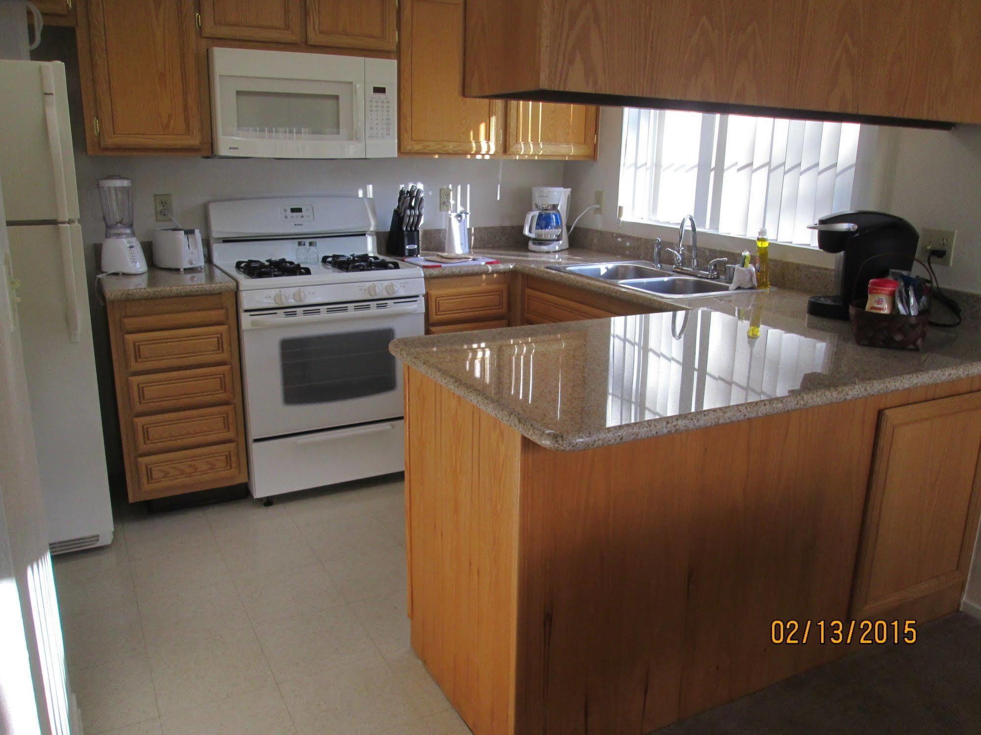 בייקרספילד Whispering Meadows Apartments מראה חיצוני תמונה